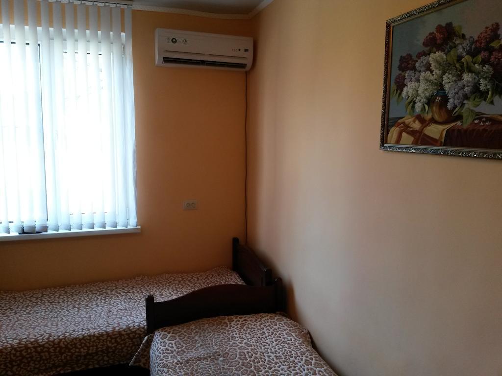 Lidiya Guest House Anapa Habitación foto